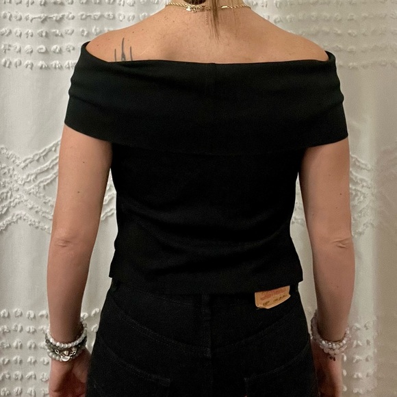 Gloria Coelho Off-Shoulder Top - Picture 4 of 8